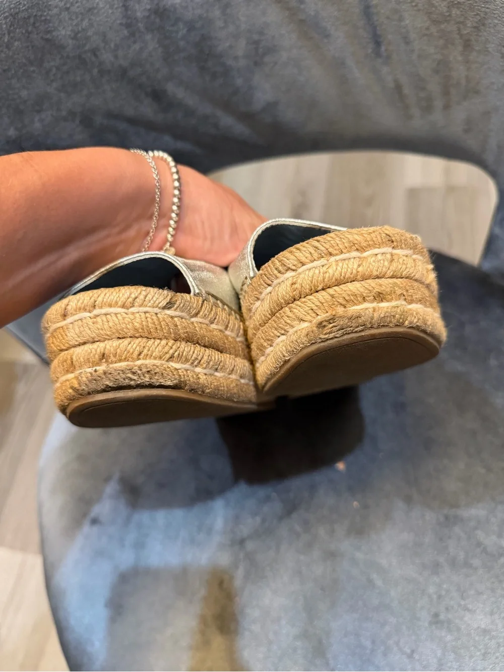 Prada Metallic Silver Leather Open-Toe Espadrille Flats 39.5.